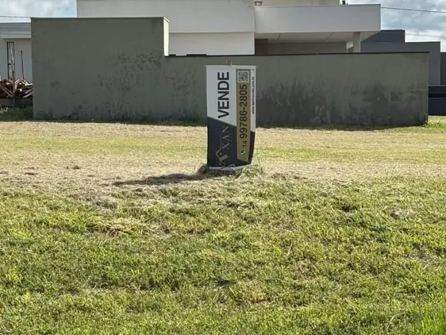 Terreno em Condomínio - Jardim São Domingos