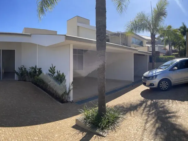 Casa em Condomínio - Parque das Esmeraldas